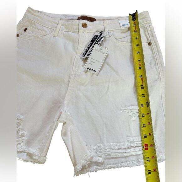 Judy Blue Distressed White Jean Shorts High Waist Rigid Magic Size XL NEW - Picture 7 of 8
